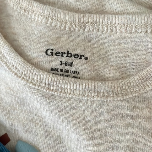 Bundle of 3 bodysuits, cute wildlife pattern - Picture 3 of 4